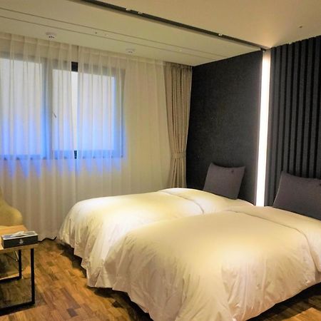 Yeoubi Hotel Changwon Exterior photo