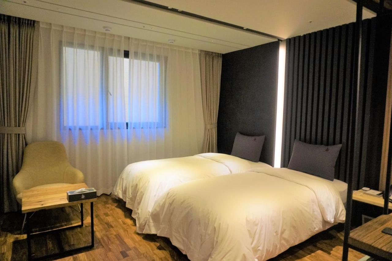 Yeoubi Hotel Changwon Exterior photo